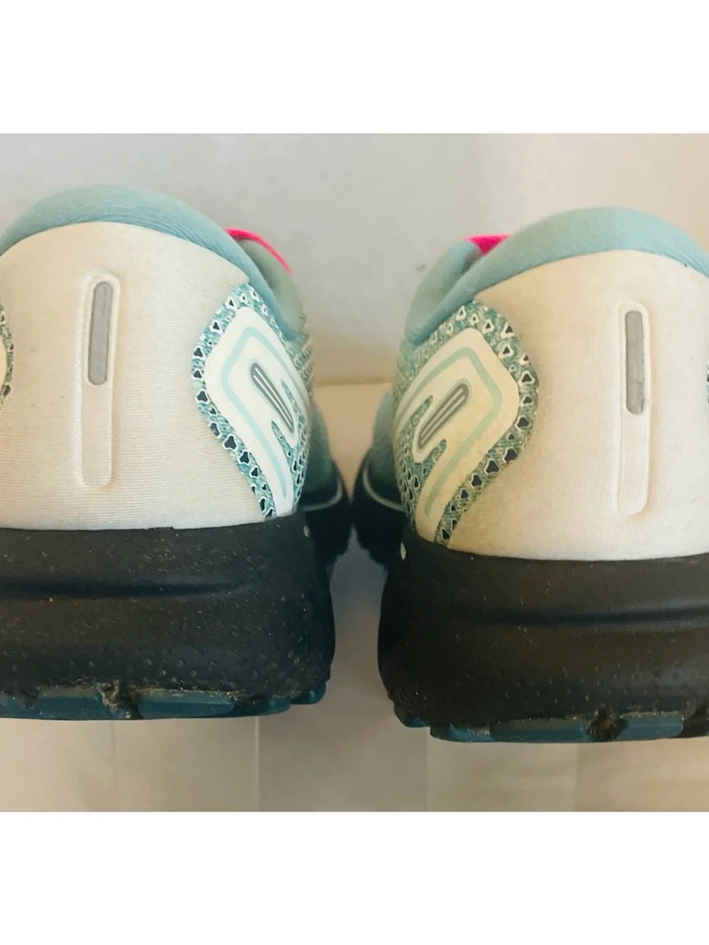 BROOKS Shoes GHOST 14 Womens Size 10Teal Running Sneaker Athletic Shoes